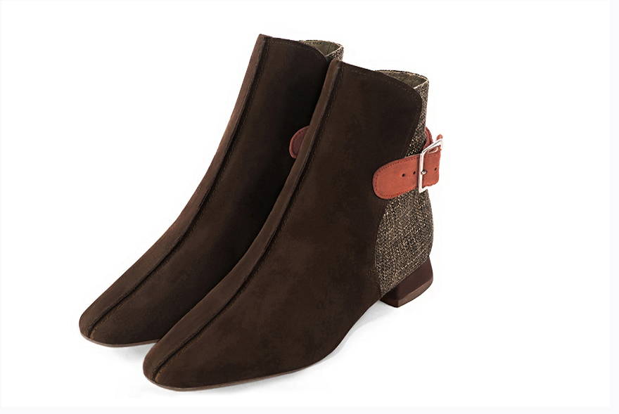 Dark brown and terracotta orange matching ankle boots and bag. Wiew of ankle boots - Florence KOOIJMAN